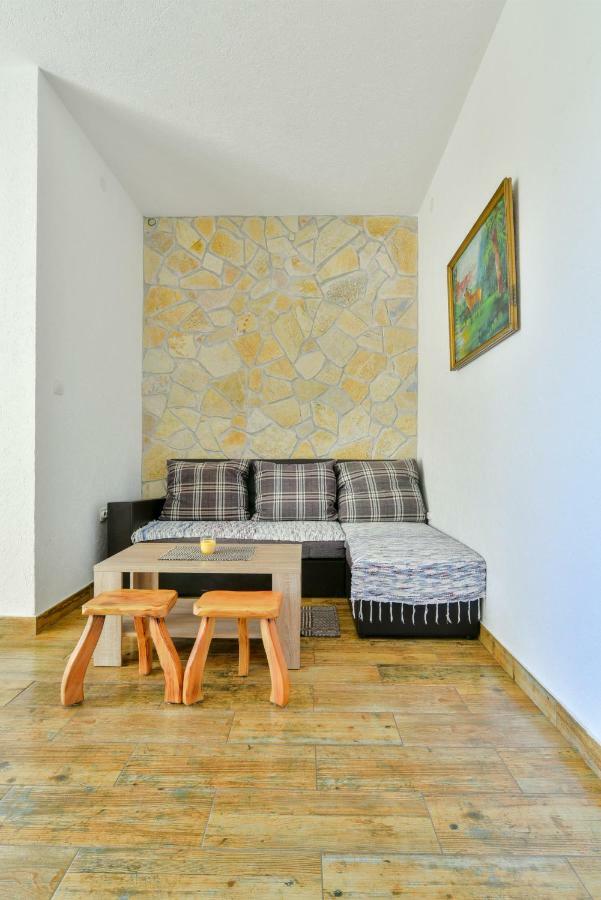 Pataki Guesthouse Petrovac na moru Exterior foto